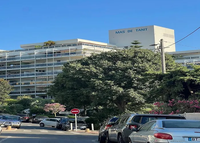 Stylish With Pool 500 Meters To The Apartman